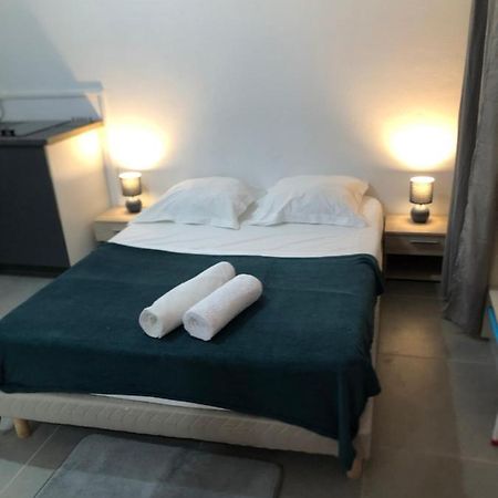 Studio A La Campagne Le Moule Ngoại thất bức ảnh